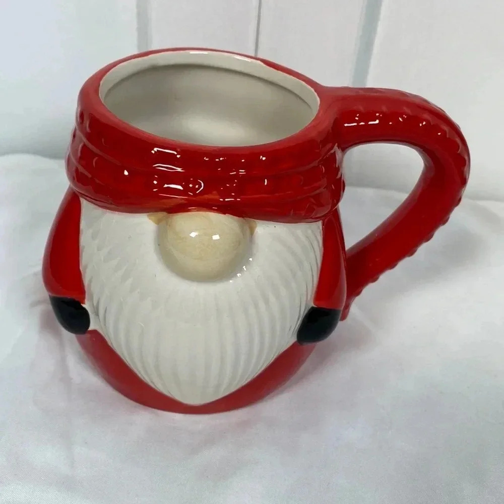 Royal Norfolk - Red & White Santa Mug - Coffee Tea Christmas